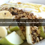 Tomatensuppe mit Basilikum und gerösteten Pinienkernen